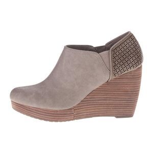 New Dr. Scholls Harlow Wedge Boots Bootie 7 NWOB